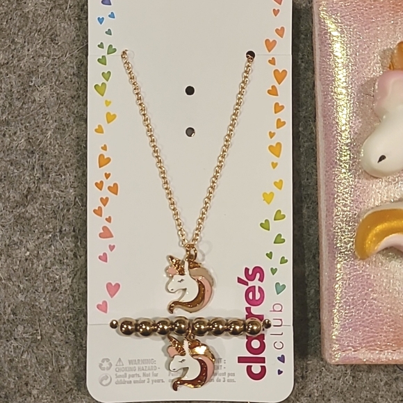 Girl's Mini Unicorn Lockable Diary & Pen W/ Matching Jewelry Set! 🩷 - Picture 9 of 16